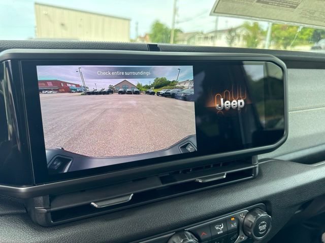 New 2026 Jeep Gladiator Sport AWD/4WD image 18