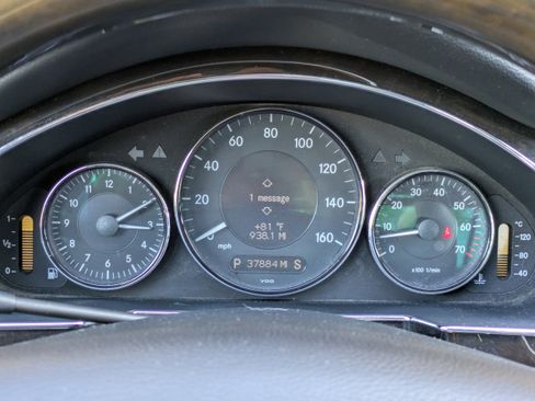 Used 2007 Mercedes-Benz CLS 550 image 25