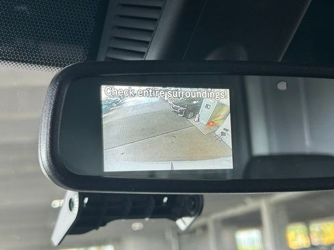 Used 2025 Mercedes-Benz Sprinter 2500 image 24