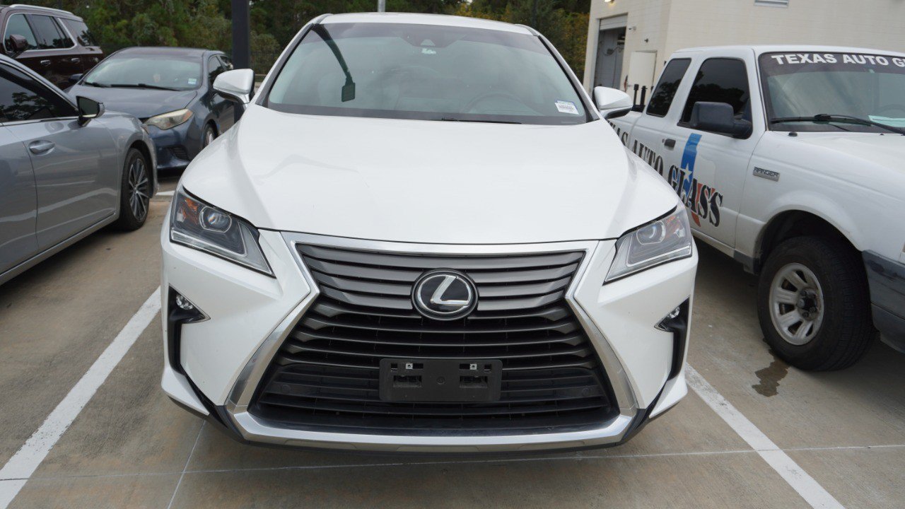 Used 2017 Lexus RX 350 FWD w/ Accessory Package image 2