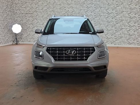 New 2026 Hyundai Venue SEL image 2