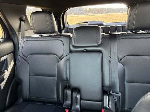 Used 2016 Ford Explorer Limited image 15