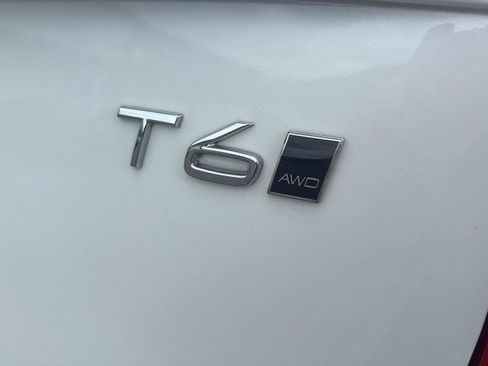 Used 2018 Volvo XC90 T6 Momentum w/ Convenience Package AWD/4WD image 48