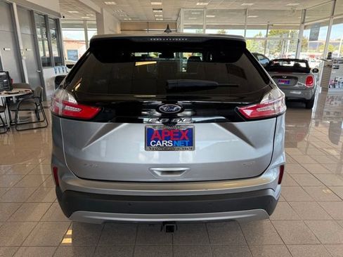 Used 2022 Ford Edge SEL w/ Convenience Package AWD/4WD image 4