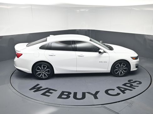 Certified 2024 Chevrolet Malibu RS image 32