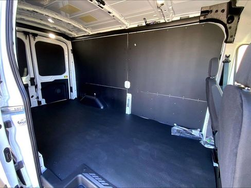 New 2026 Ford Transit 250 148 Medium Roof Extended AWD w/ Load Area Protection Package image 10