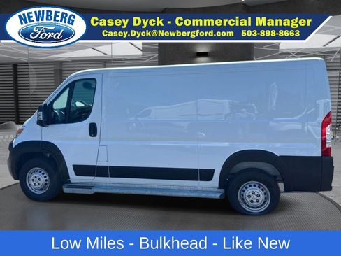 Used 2025 RAM ProMaster 2500 w/ U-Haul Equipment Group FWD image 8