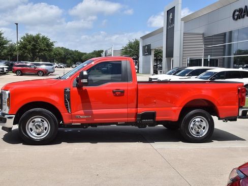 Certified 2025 Ford F350 XL w/ XL Chrome Package RWD image 12