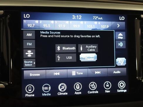Used 2019 Chrysler Pacifica Touring-L Plus w/ Advanced Safetytec Group FWD image 31