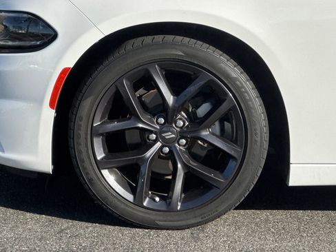 Used 2022 Dodge Charger SXT w/ Blacktop Package image 25