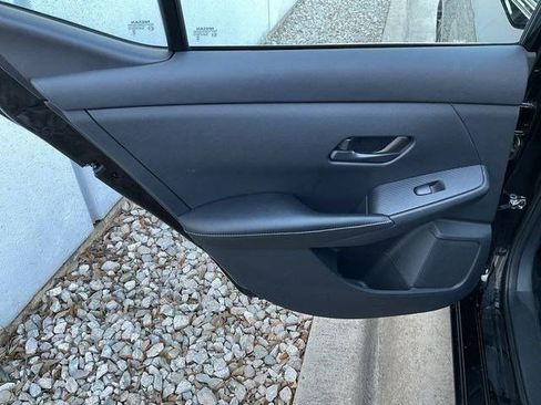 Used 2025 Nissan Sentra SV FWD image 12
