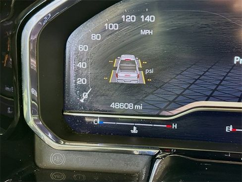 Used 2024 GMC Sierra 1500 SLT image 13