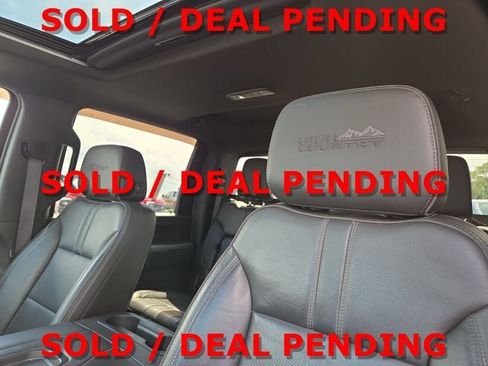 Used 2020 Chevrolet Silverado 2500 High Country w/ Z71 Off-Road Package AWD/4WD image 10