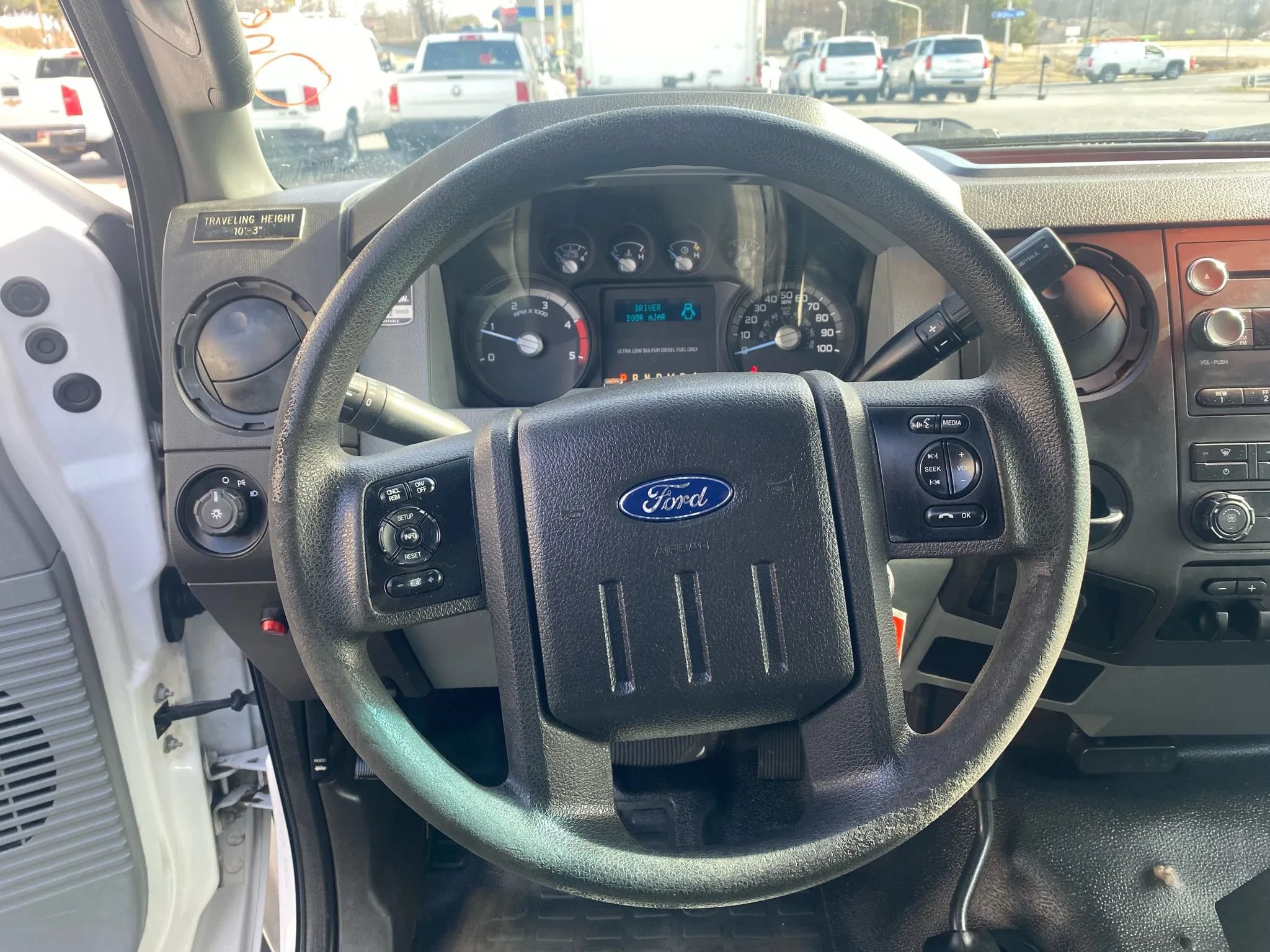 Used 2015 Ford F550 4x4 Regular Cab Super Duty image 11