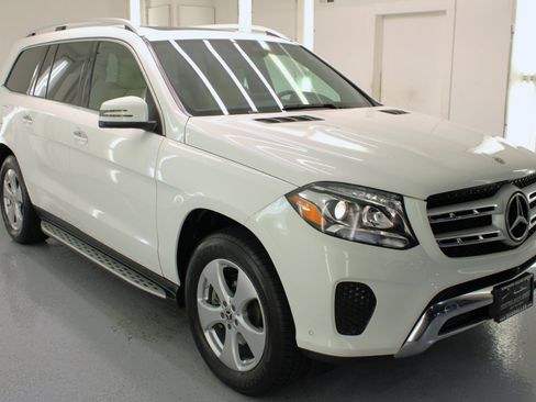 Used 2018 Mercedes-Benz GLS 450 4MATIC image 11