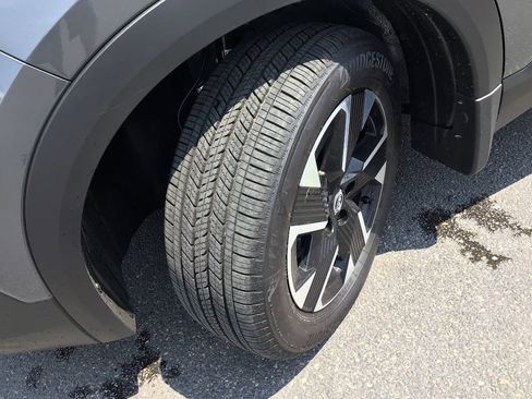 New 2025 Nissan Kicks SV w/ SV Premium Package image 19