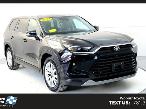 Used 2024 Toyota Grand Highlander Platinum image 1