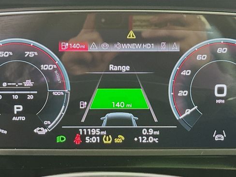 Used 2024 Audi Q8 e-tron Prestige w/ Prestige Package image 9