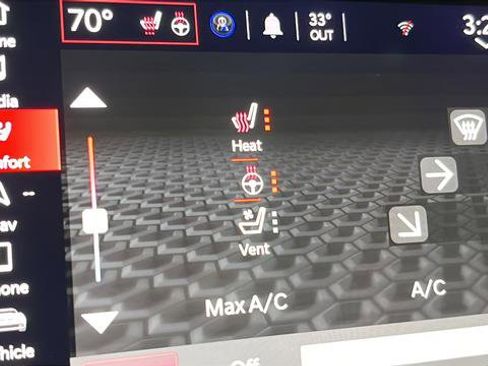 Used 2025 Dodge Charger R/T Scat Pack w/ Track Pack image 19