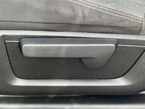 Used 2022 RAM 3500 Tradesman image 11