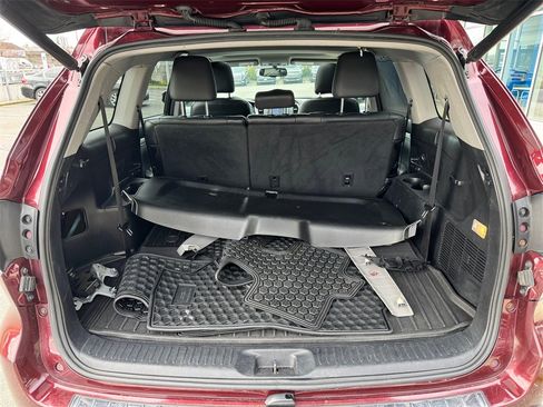 Used 2015 Toyota Highlander XLE image 16