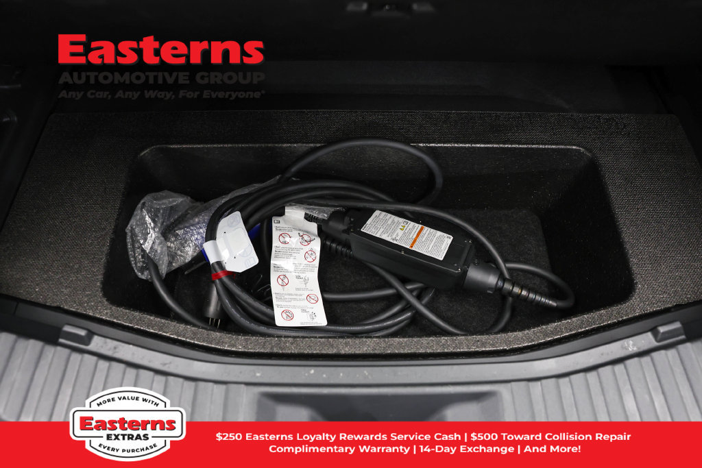 Used 2023 Subaru Solterra AWD image 25
