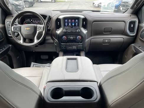 Used 2022 Chevrolet Silverado 1500 LTZ w/ LTZ Premium Package AWD/4WD image 21