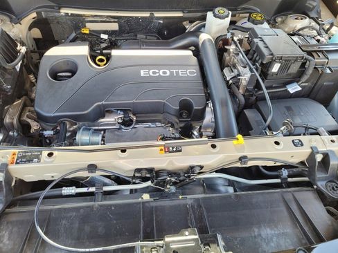 Used 2022 GMC Terrain AT4 w/ Infotainment Package II image 27