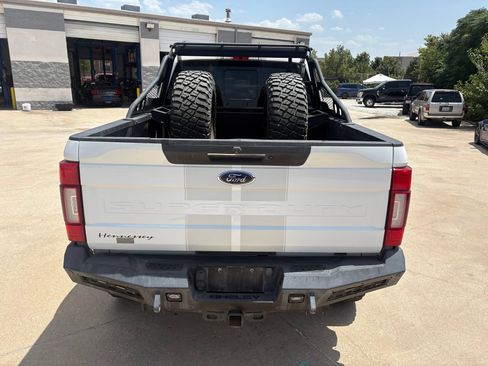 Used 2022 Ford F250 Lariat w/ Lariat Ultimate Package AWD/4WD image 5