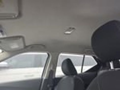 Used 2021 Nissan Kicks SV image 18