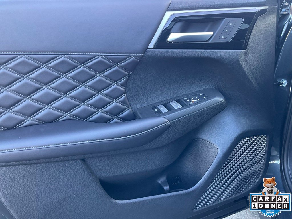 Used 2025 Mitsubishi Outlander SEL AWD/4WD image 25
