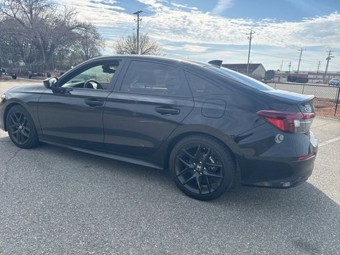 Used 2025 Honda Civic Sport image 4