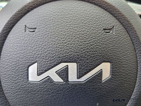 Certified 2023 Kia Forte LXS w/ LXS Technology Package image 29