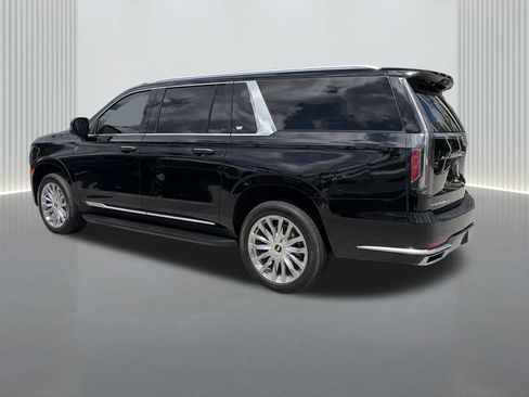 Used 2023 Cadillac Escalade ESV Premium Luxury RWD image 4