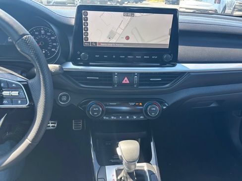 Certified 2023 Kia Forte GT-Line w/ GT-Line Technology Package FWD image 10
