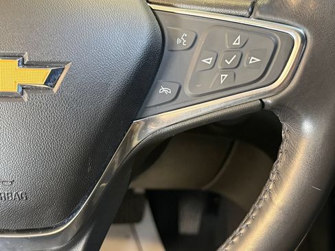 Used 2019 Chevrolet Equinox LT AWD/4WD image 11