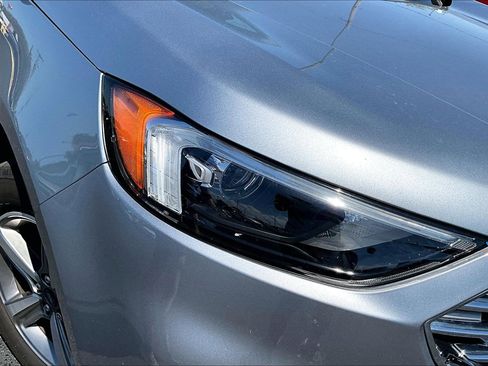 Used 2022 Ford Edge SEL w/ Convenience Package AWD/4WD image 27