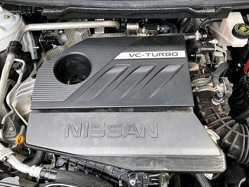 Used 2023 Nissan Rogue SV FWD image 33
