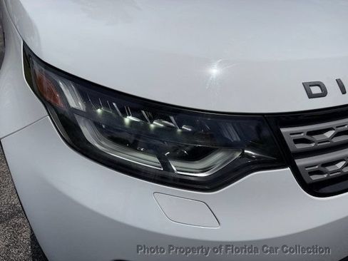 Used 2017 Land Rover Discovery HSE AWD/4WD image 31