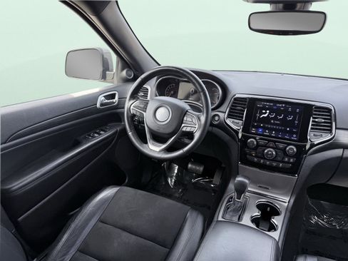 Used 2020 Jeep Grand Cherokee Altitude image 34