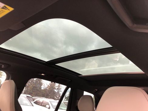 New 2026 Volvo XC90 B6 Ultra w/ Protection Package Premier image 14