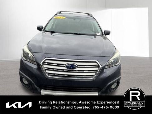 Used 2015 Subaru Outback 2.5i Limited image 2