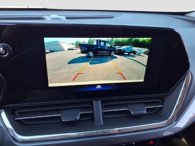 Used 2026 Chevrolet Trax ACTIV w/ Sunroof Package FWD image 23