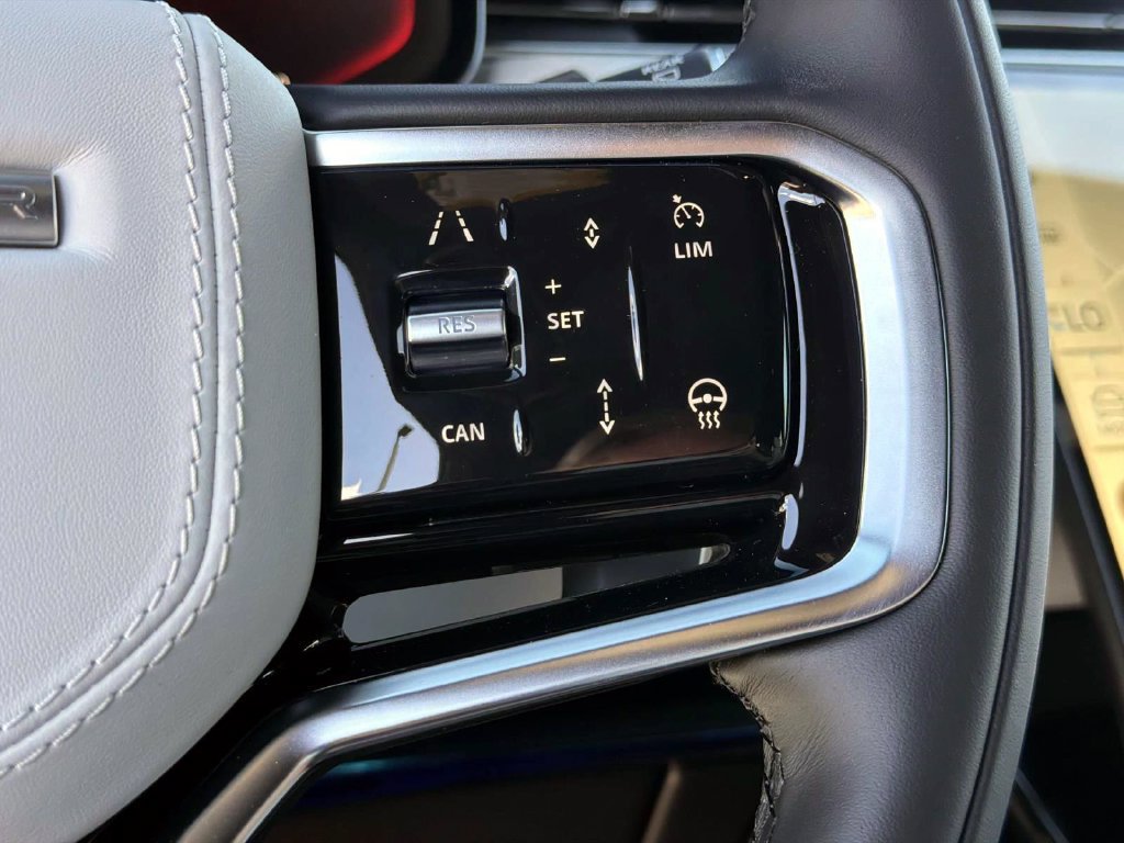 New 2027 Land Rover Range Rover Sport SE AWD/4WD image 28