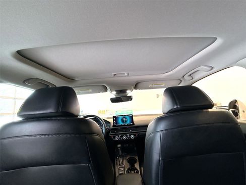 Used 2024 Honda Civic Touring image 16