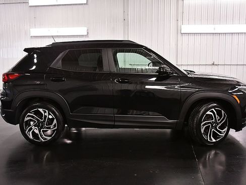 Used 2024 Chevrolet TrailBlazer RS FWD image 8