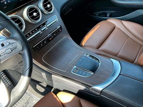 Used 2021 Mercedes-Benz GLC 300 image 15