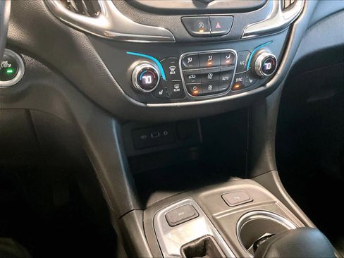 Certified 2022 Chevrolet Equinox LT image 25