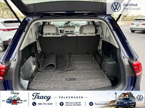 Certified 2023 Volkswagen Tiguan SE w/ Panoramic Sunroof Package FWD image 11