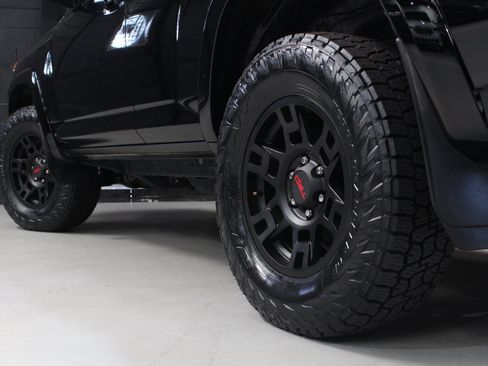 Used 2018 Toyota 4Runner TRD Pro AWD/4WD image 23